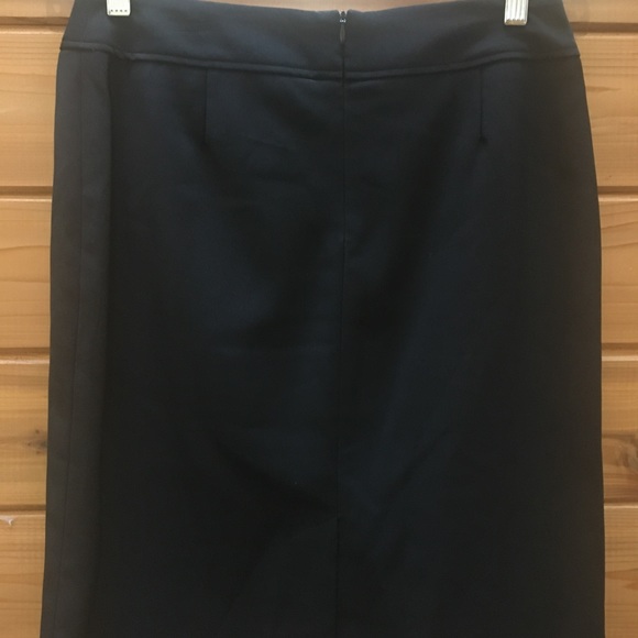 Woman’s Jessica Brand Skirt Suit -size 6 - Picture 13 of 13